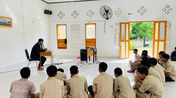 Pelatihan Video Jadi Wadah Kreativitas dan Dakwah Digital Siswa SMAS IT Wahdah Islamiyah Sinjai