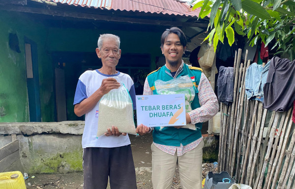 Menjelang Idul Adha, WIZ Sinjai Salurkan Bantuan Sembako untuk Dhuafa di Sinjai